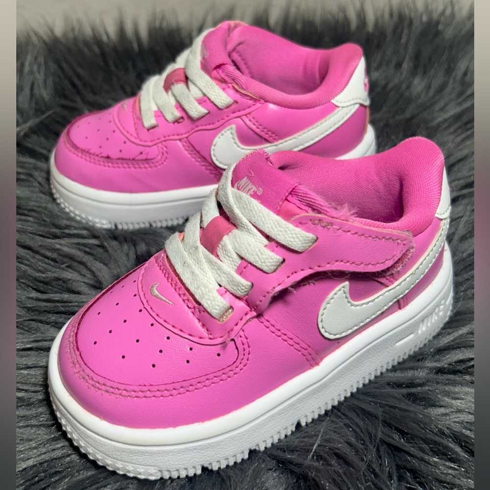Nike Force 1 Low EasyOn Baby/Toddler Pink and White Low-Top Sneakers Size 6c - Picture 7 of 11